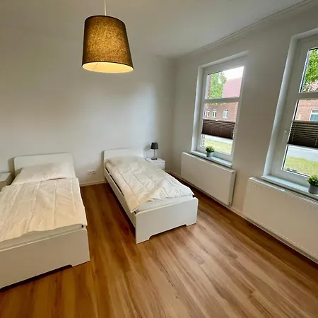 Ferienwohnung In 아파트 *